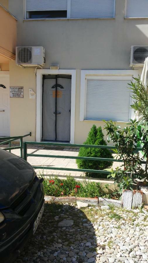 Къща За Гости Пеневи Ofrínion Exterior photo
